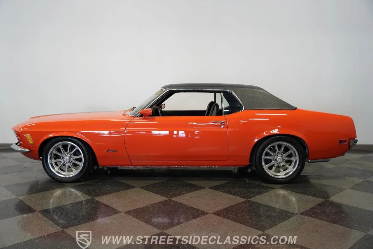 1970 Ford Mustang - Thumbnail 8