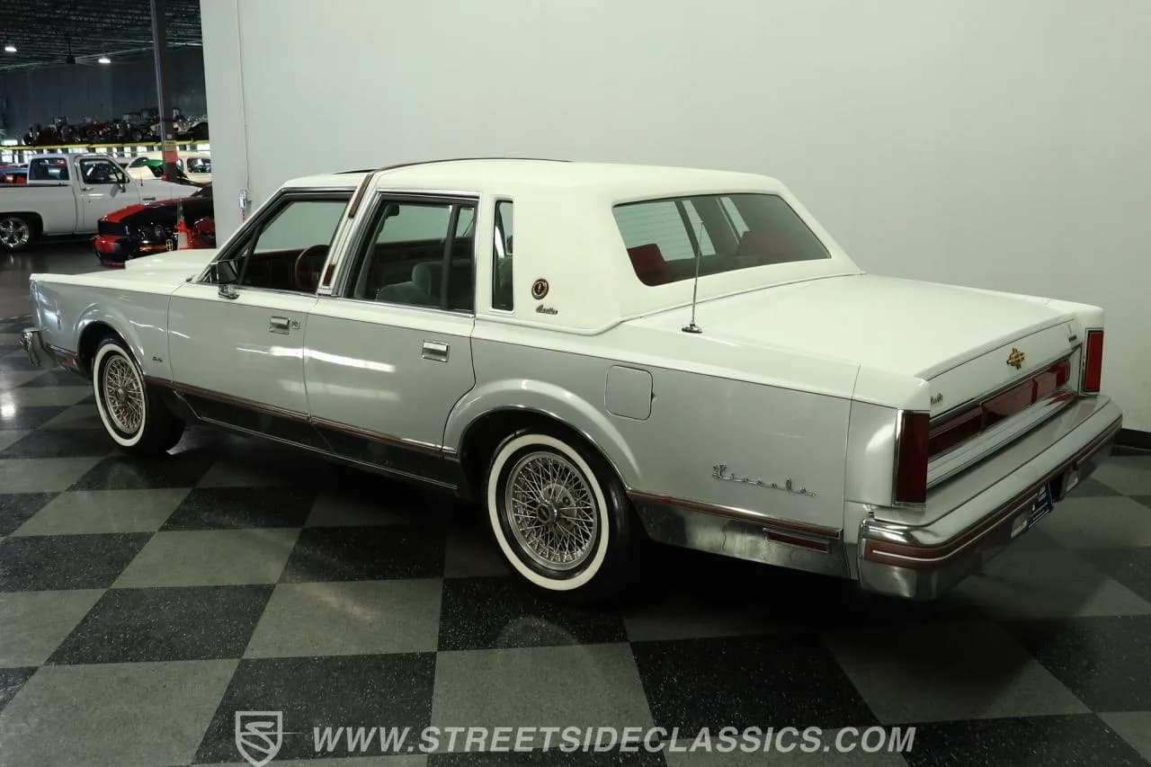 1984 Lincoln Town Car Cartier - Thumbnail 7