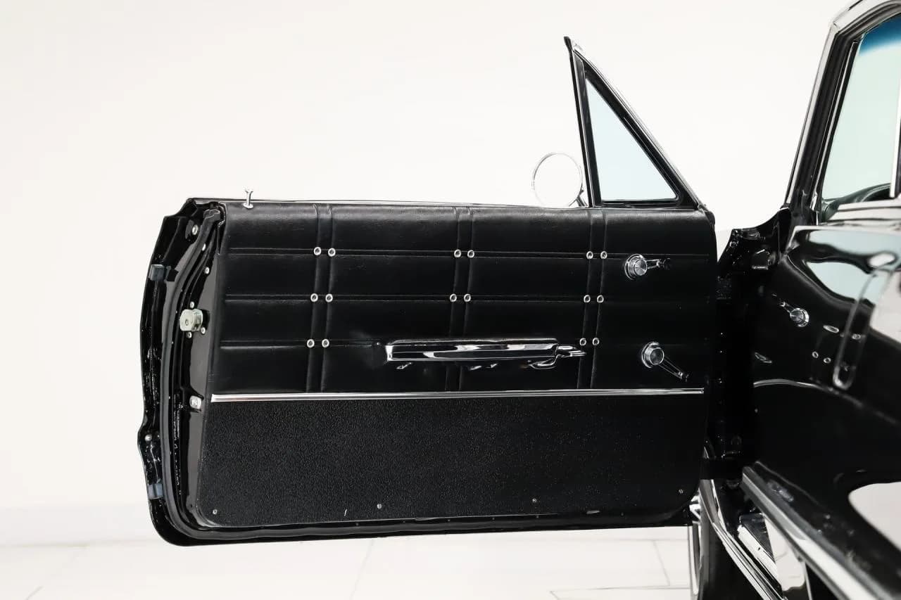 1963 Chevrolet Impala SS - Thumbnail 8