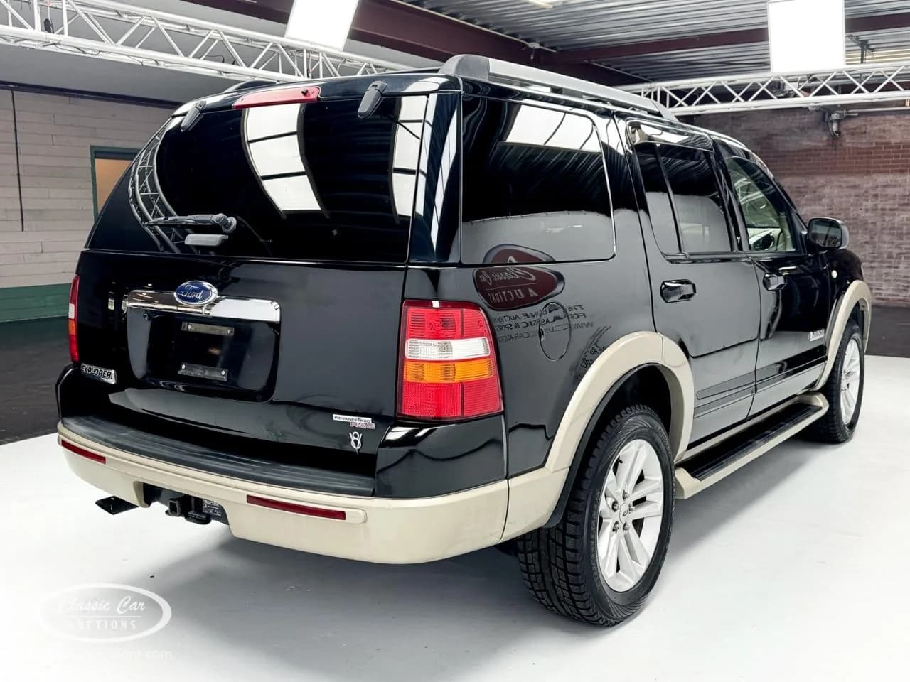 2007 Ford Explorer - Thumbnail 4