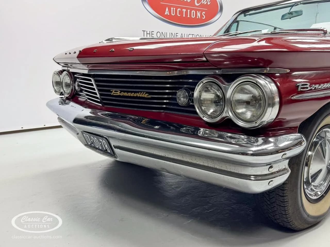 1960 Pontiac Bonneville - Thumbnail 8