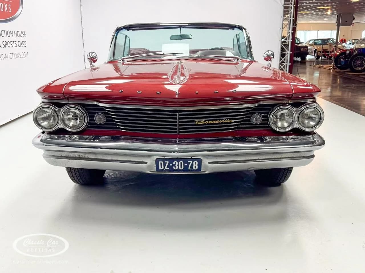 1960 Pontiac Bonneville - Thumbnail 3
