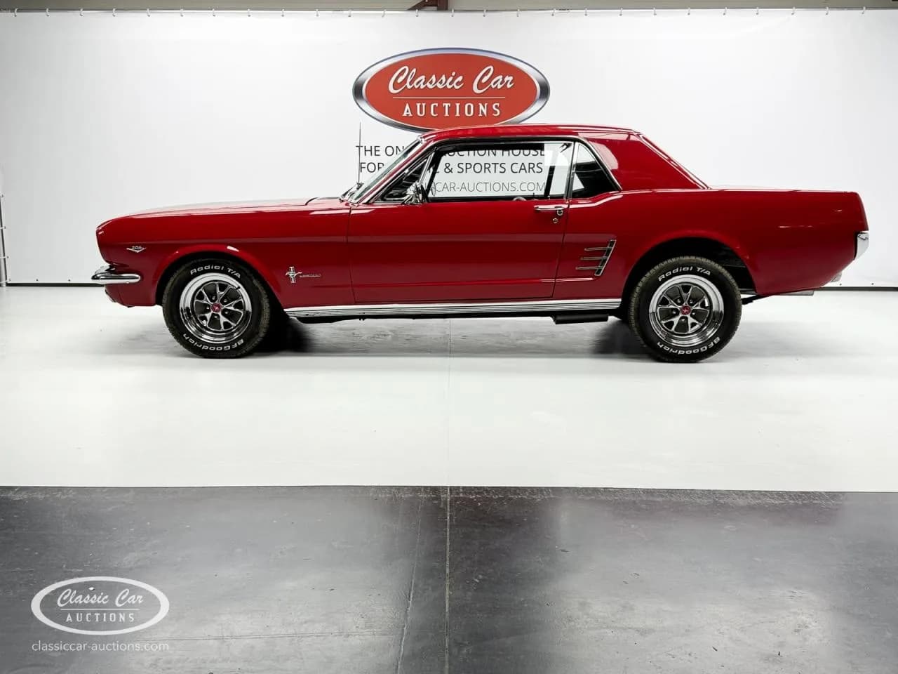 1966 Ford Mustang - Thumbnail 7