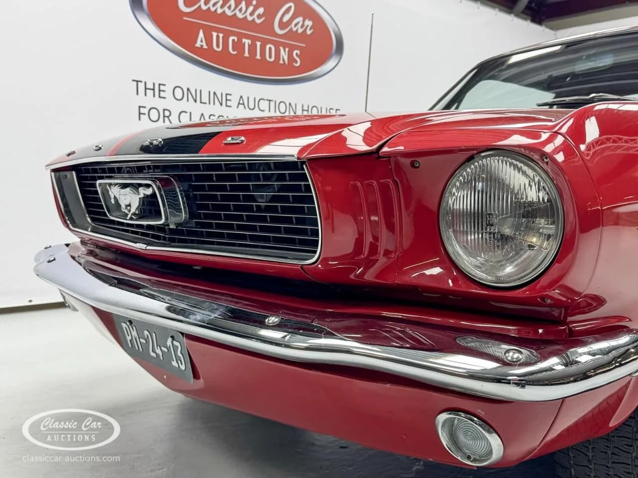 1966 Ford Mustang - Thumbnail 8