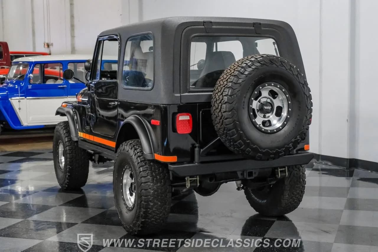 1980 Jeep CJ7 Renegade - Thumbnail 8
