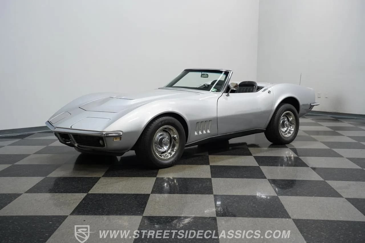 1968 Chevrolet Corvette Convertible - Thumbnail 6