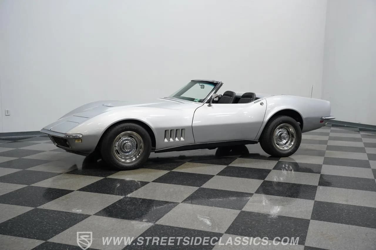 1968 Chevrolet Corvette Convertible - Thumbnail 7