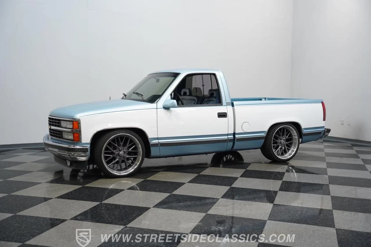 1992 Chevrolet C1500 Silverado - Thumbnail 7