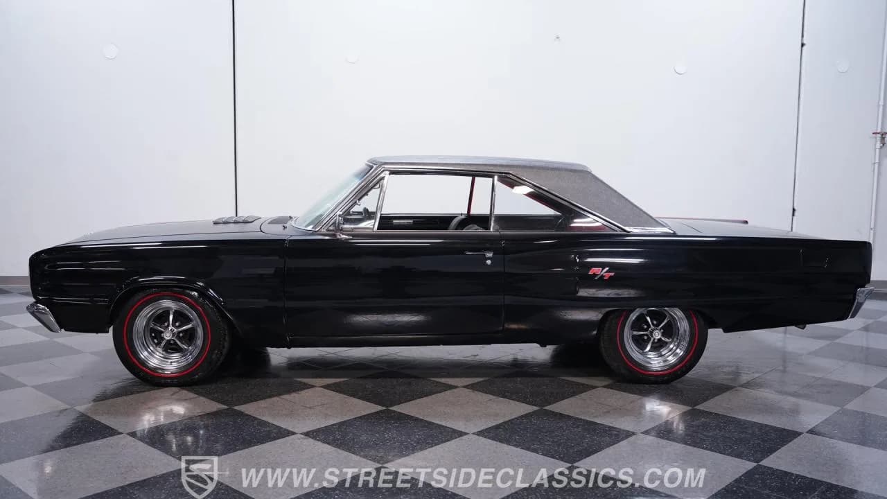 1967 Dodge Coronet R/T 440 - Thumbnail 2