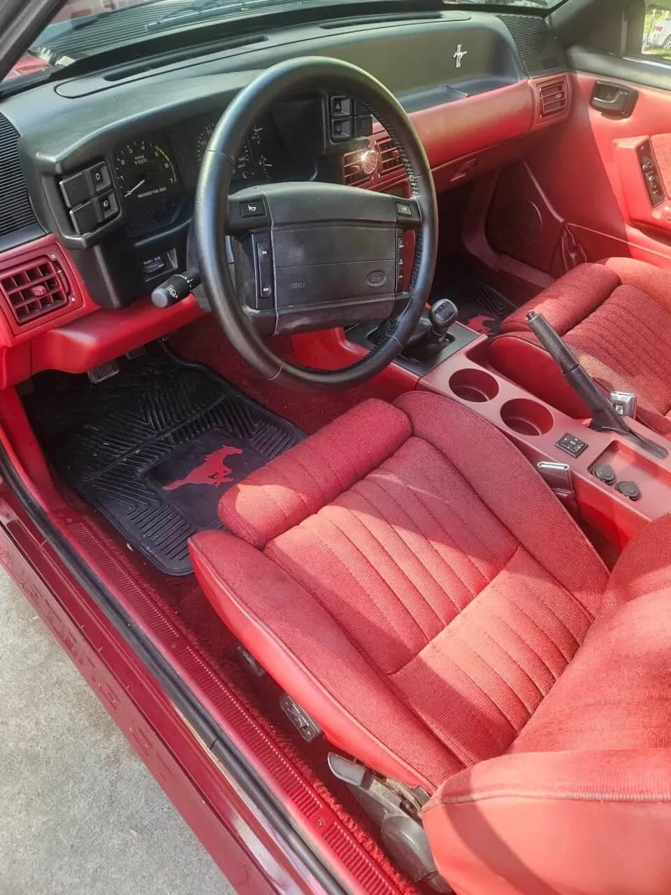 1990 Ford Mustang - Thumbnail 2