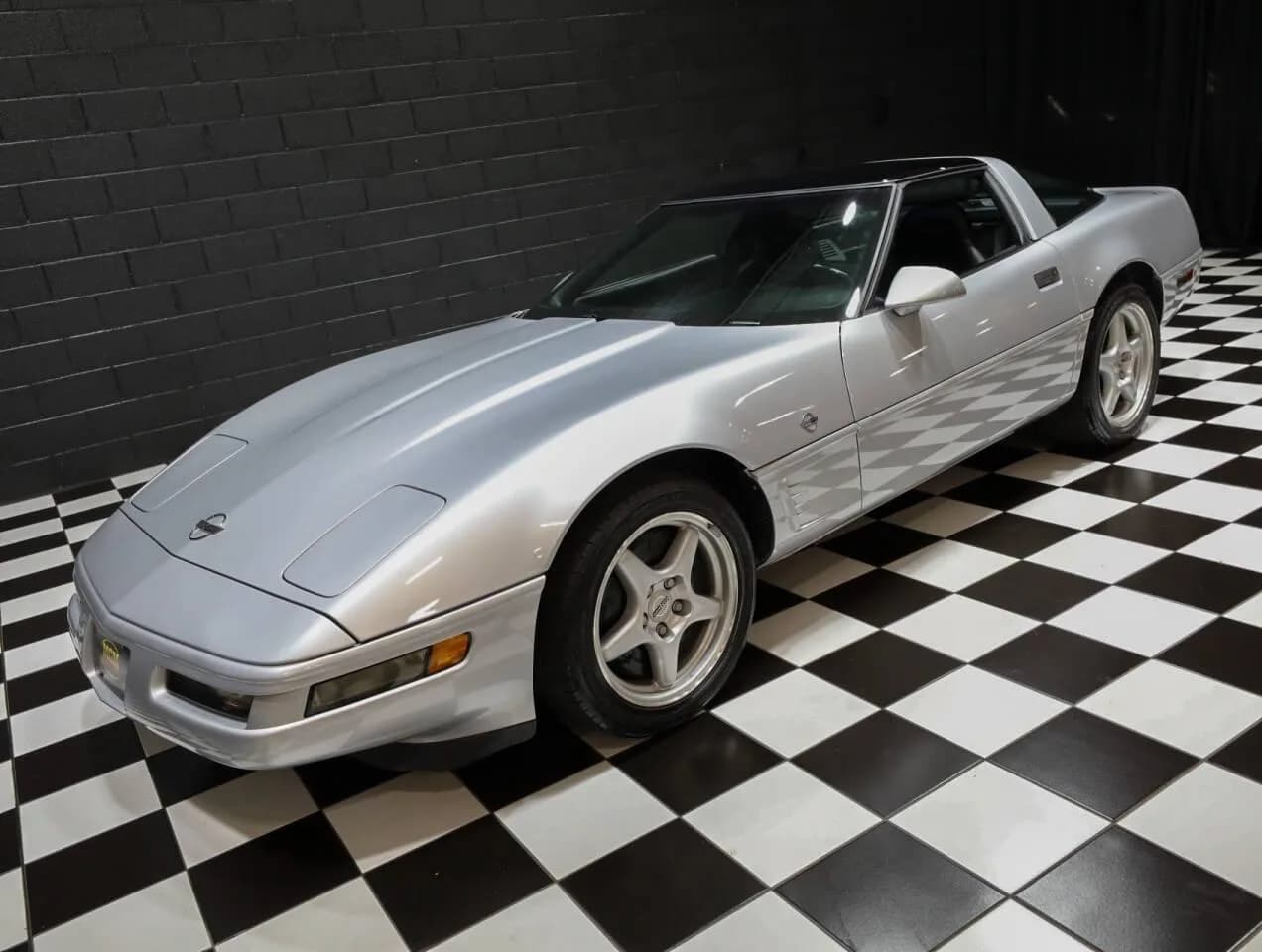 1996 Chevrolet Corvette - Thumbnail 7