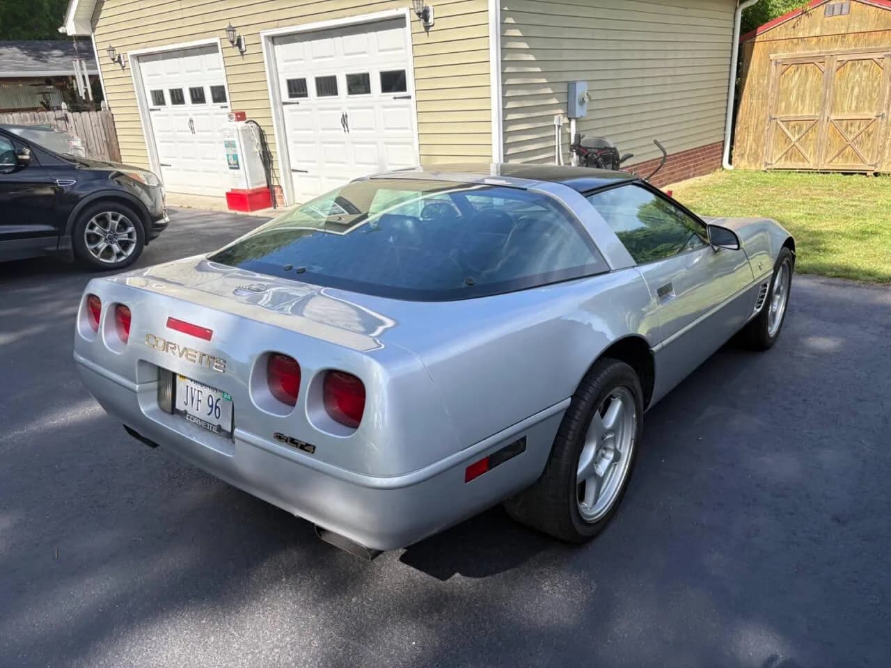 1996 Chevrolet Corvette - Thumbnail 2