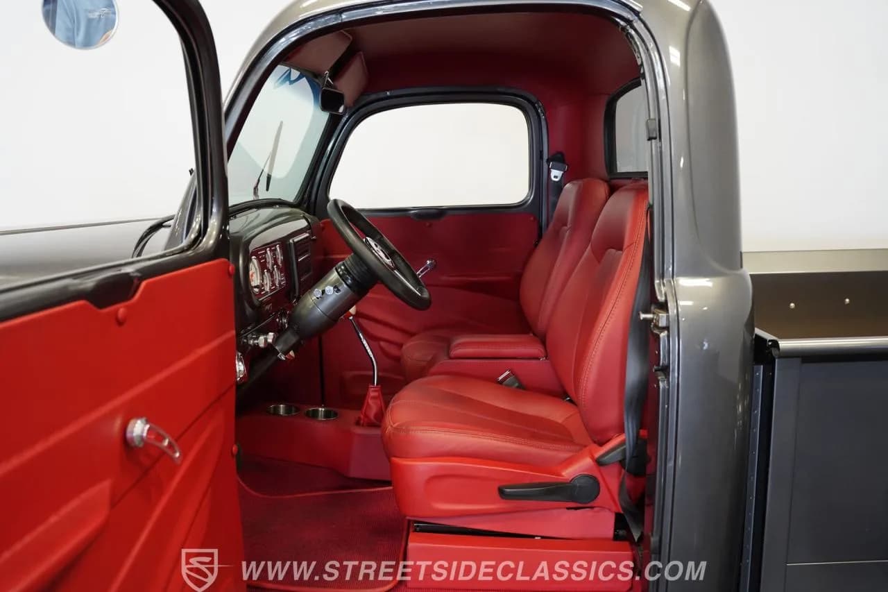 1950 Ford F-1 Restomod - Thumbnail 3