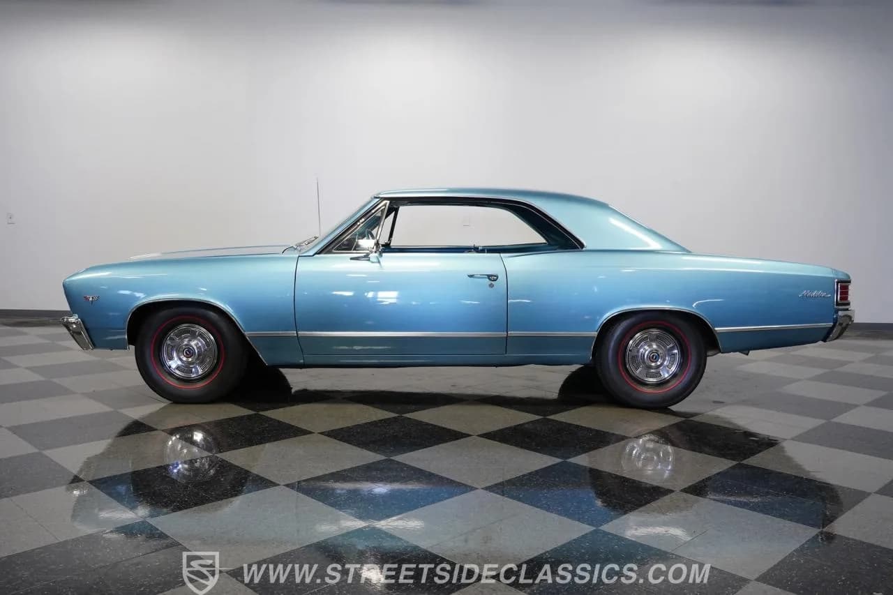1967 Chevrolet Chevelle Malibu - Thumbnail 2