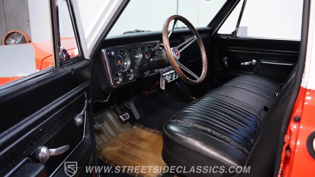 1970 Chevrolet C10 - Thumbnail 4