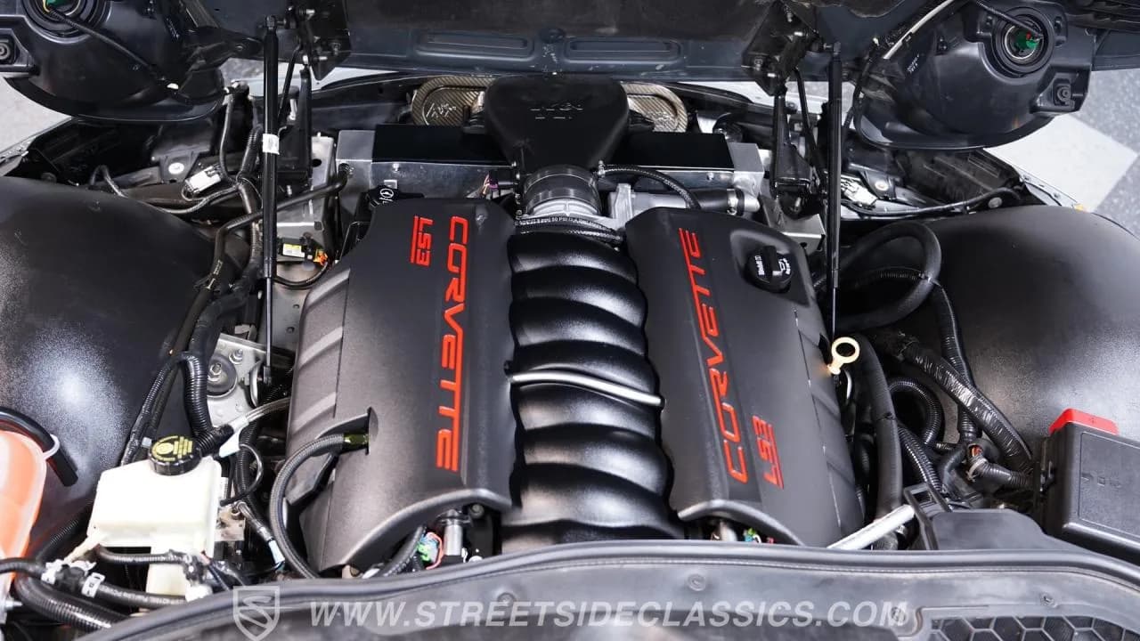2008 Pontiac Solstice GXP LS3 - Thumbnail 3