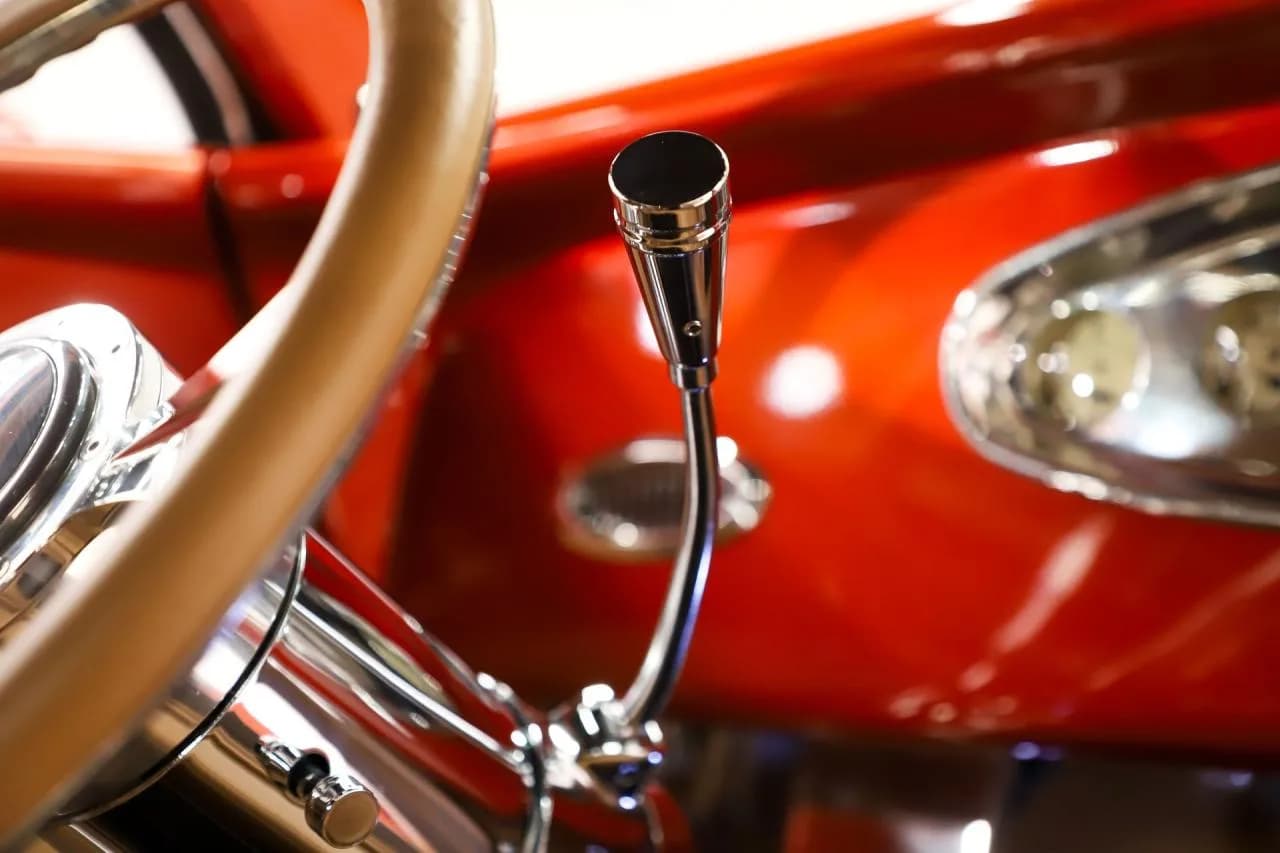 1939 Ford Custom - Thumbnail 4
