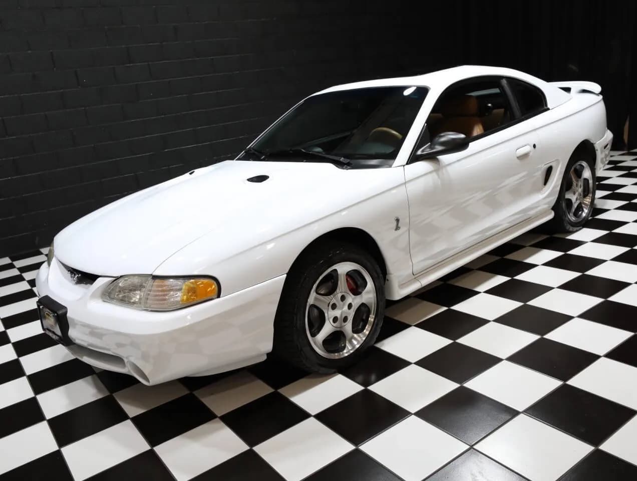 1996 Ford Mustang SVT Cobra - Thumbnail 8