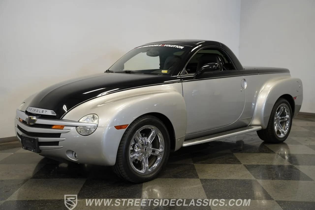 2006 Chevrolet SSR - Thumbnail 6