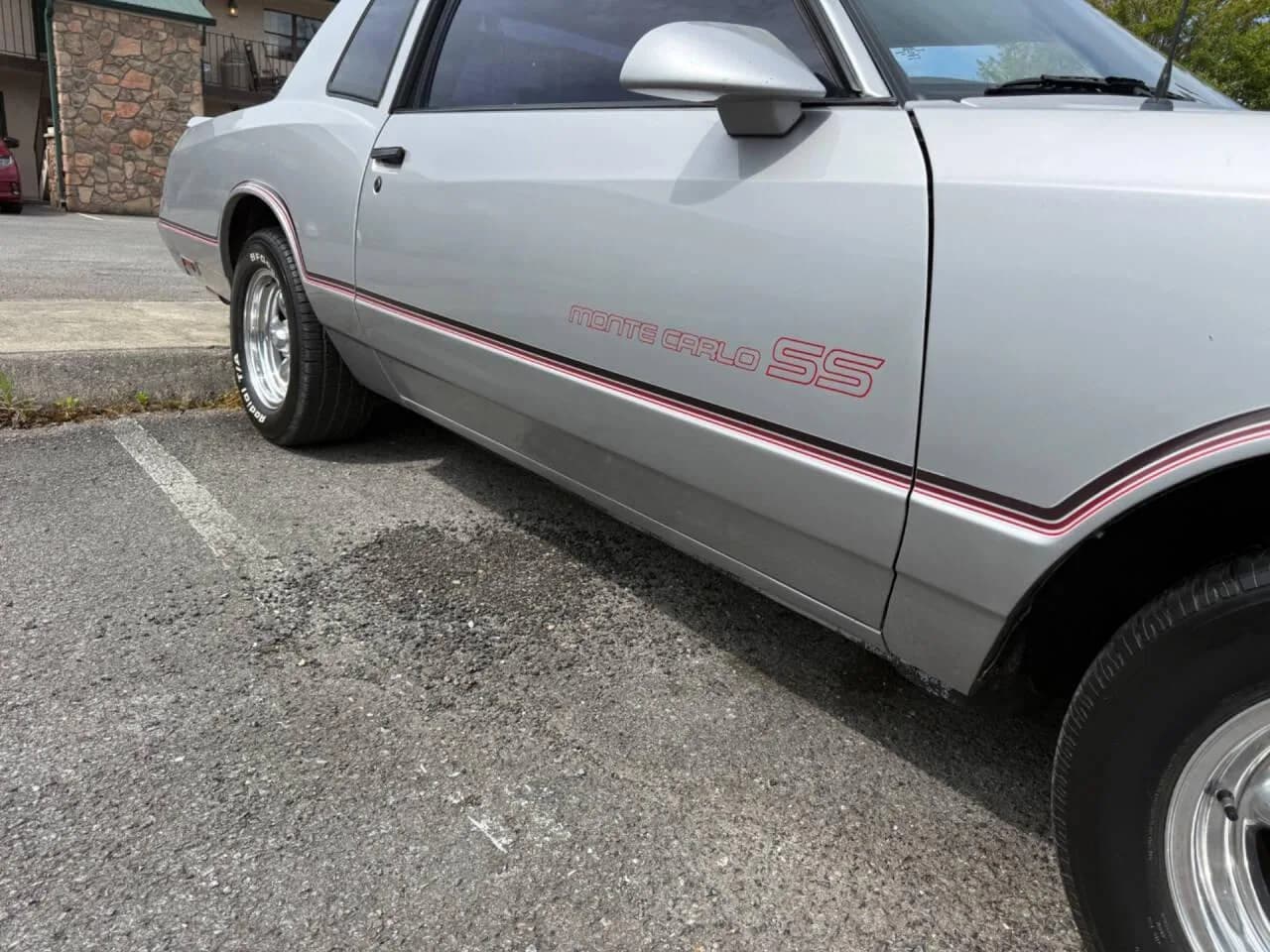 1985 Chevrolet Monte Carlo - Thumbnail 6