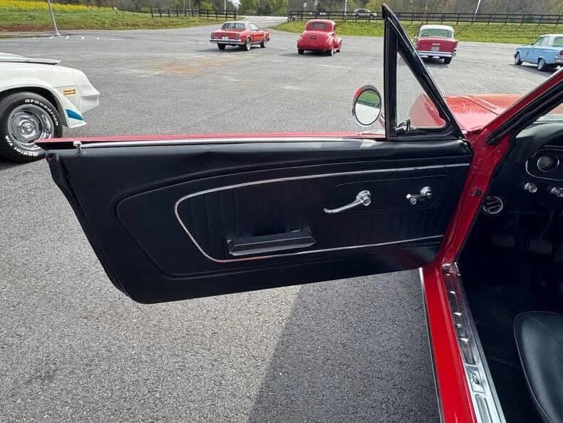 1966 Ford Mustang - Thumbnail 6