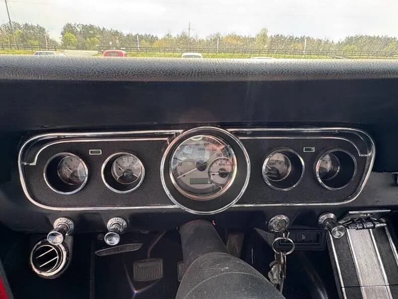 1966 Ford Mustang - Thumbnail 8