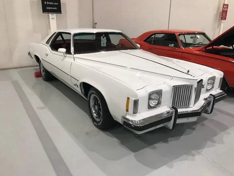 1974 Pontiac Grand Prix - Thumbnail 5