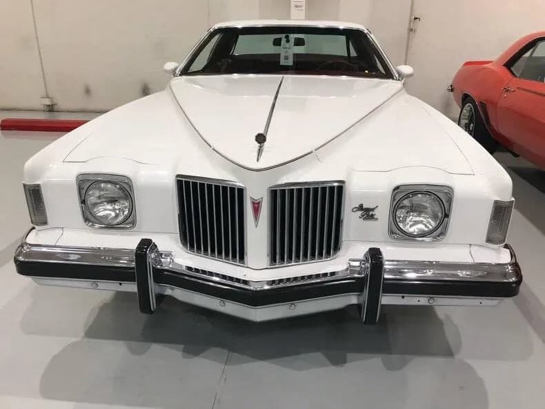1974 Pontiac Grand Prix - Thumbnail 6