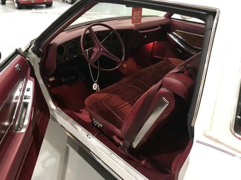 1974 Pontiac Grand Prix - Thumbnail 8