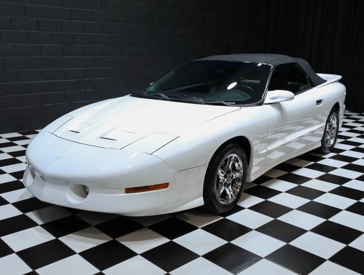 1997 Pontiac Firebird - Thumbnail 6