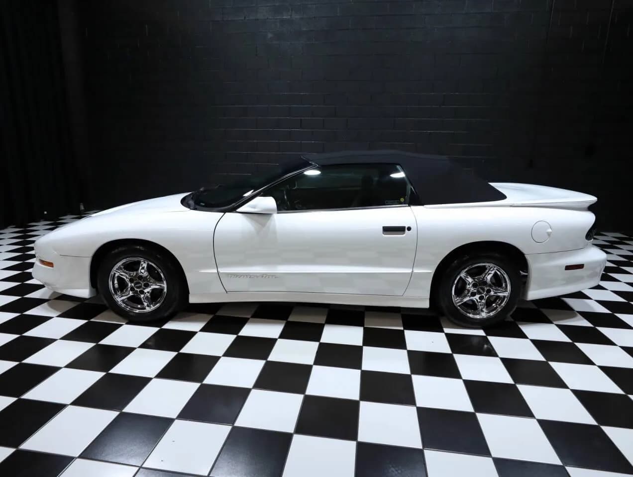 1997 Pontiac Firebird - Thumbnail 7