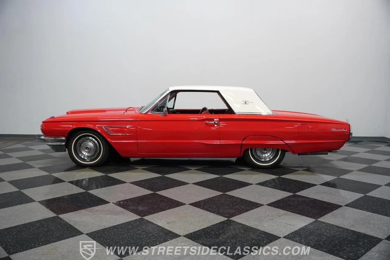 1965 Ford Thunderbird - Thumbnail 8