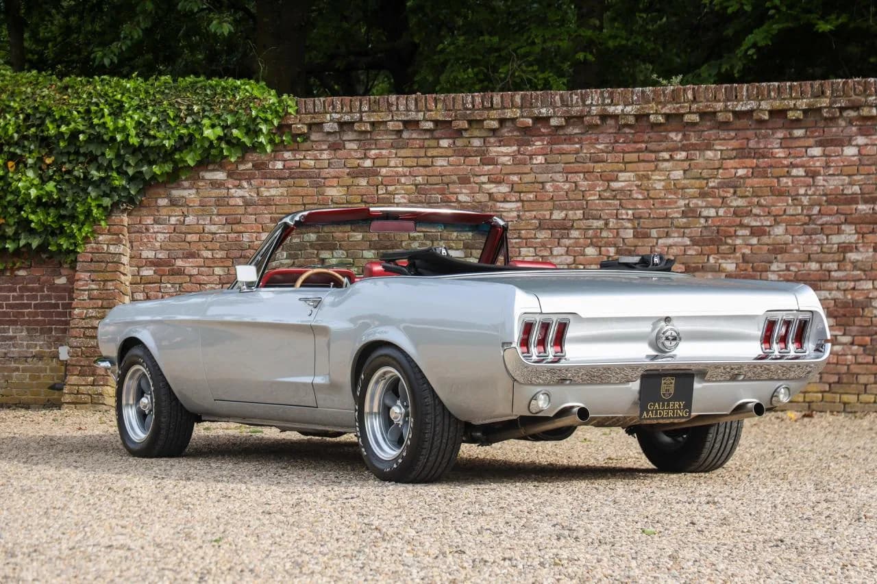 1968 Ford Mustang GT Convertible &ldquo;Bare metal restoration&rdquo; - Thumbnail 2