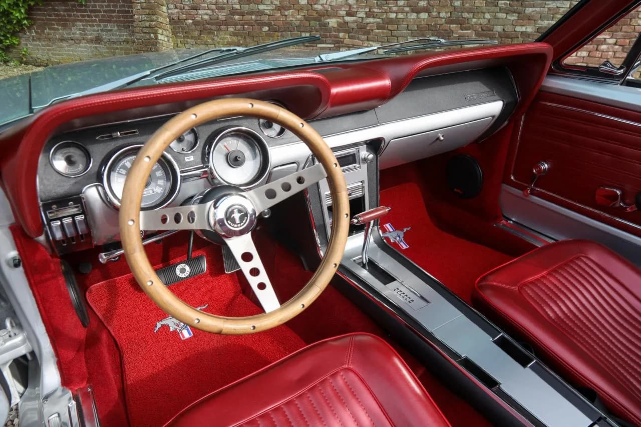 1968 Ford Mustang GT Convertible &ldquo;Bare metal restoration&rdquo; - Thumbnail 3