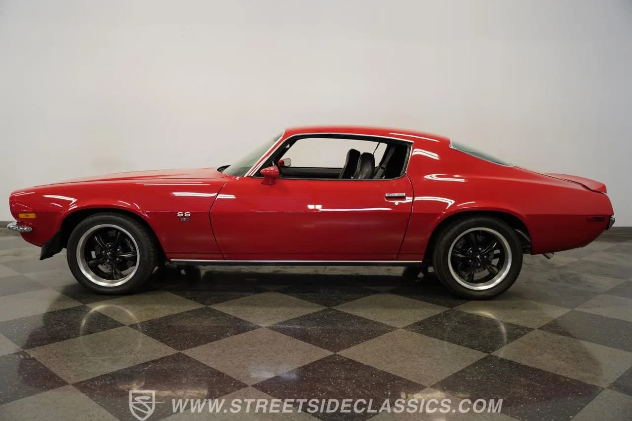 1971 Chevrolet Camaro SS LS3 Restomod - Thumbnail 2
