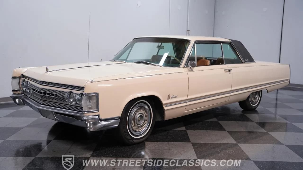 1967 Chrysler Imperial Crown - Thumbnail 6