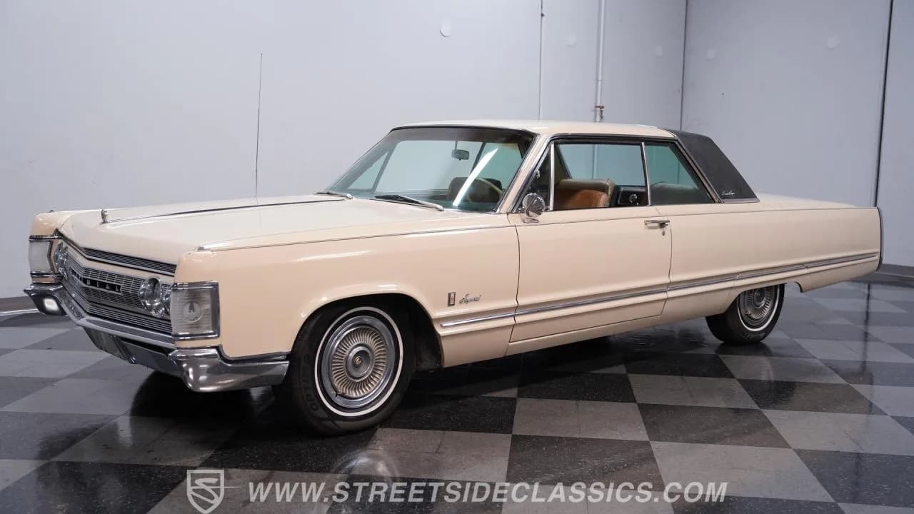1967 Chrysler Imperial Crown - Thumbnail 7