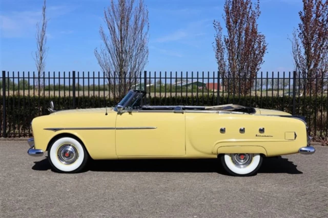 1952 Packard 250 Convertible - Thumbnail 4