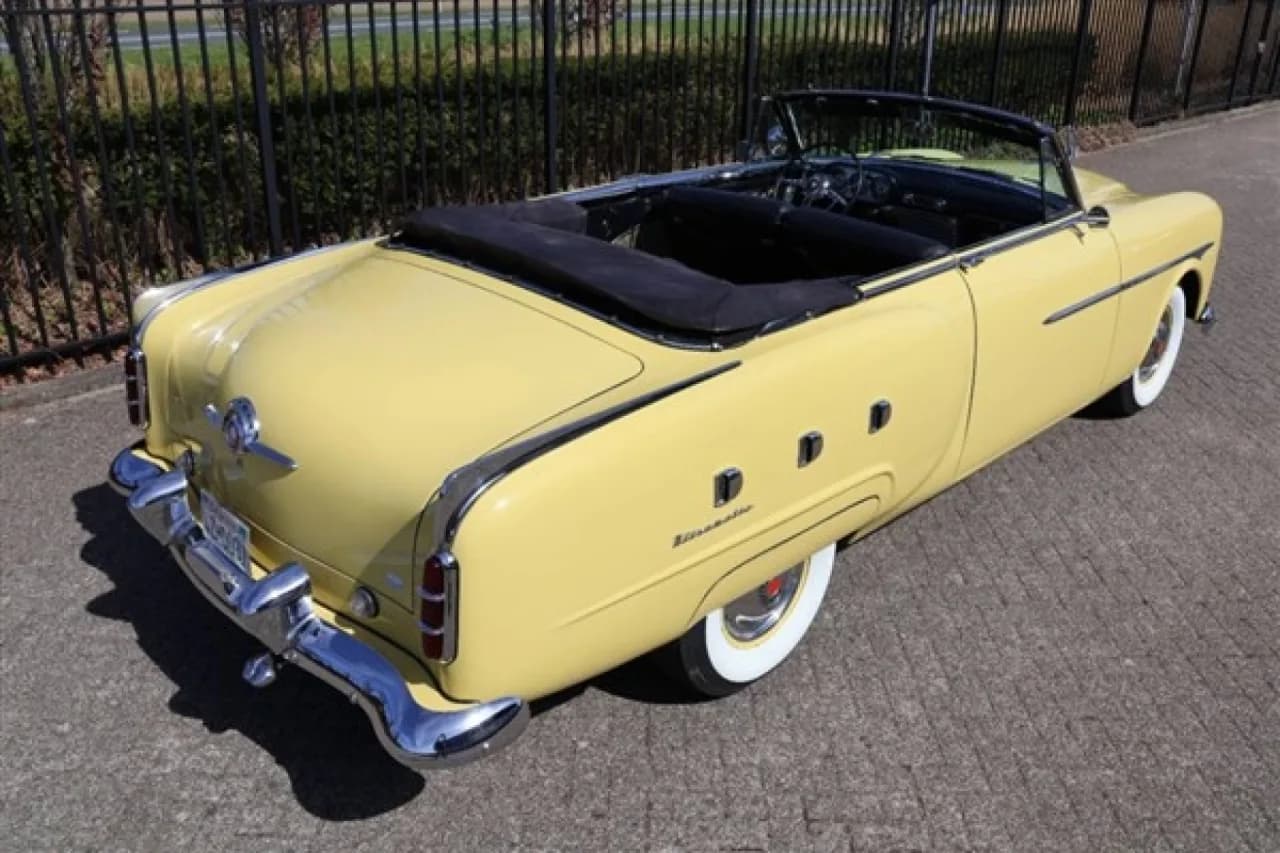 1952 Packard 250 Convertible - Thumbnail 8