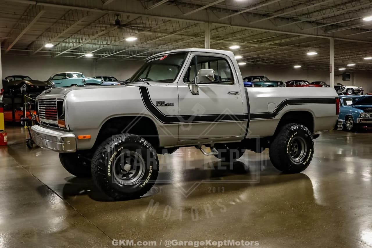 1986 Dodge RAM 100 - Thumbnail 4