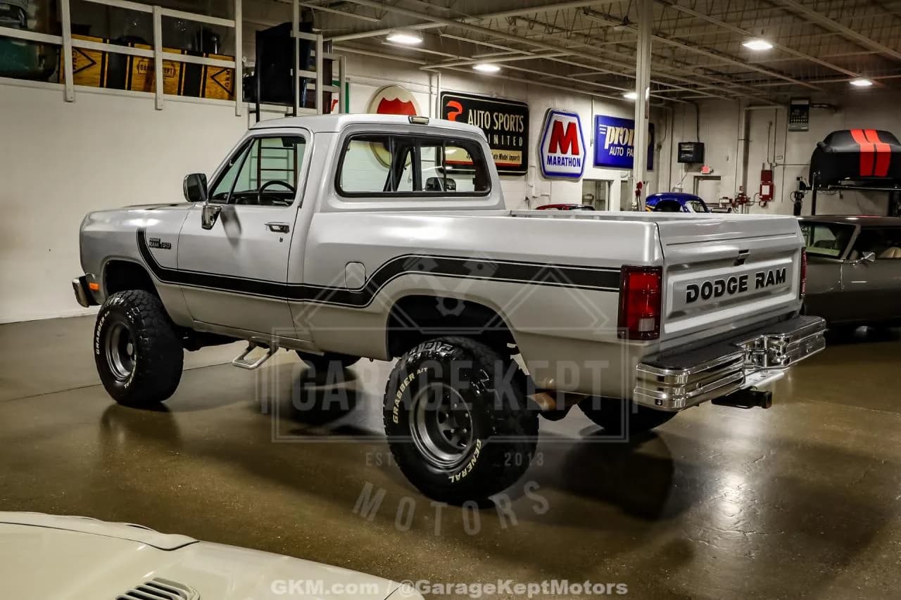 1986 Dodge RAM 100 - Thumbnail 6
