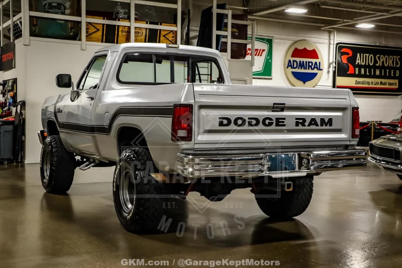 1986 Dodge RAM 100 - Thumbnail 7