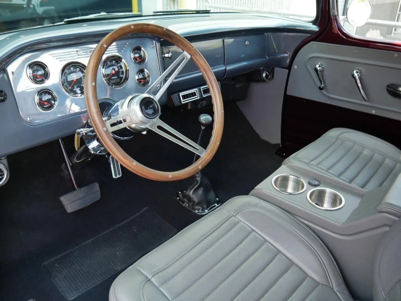 1958 GMC 100 Restomod - Thumbnail 7