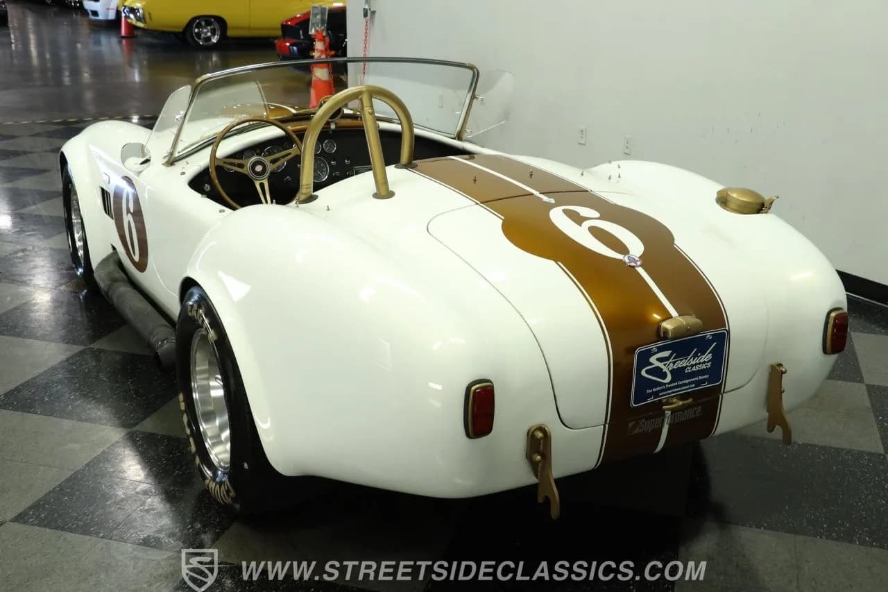 1965 Shelby Cobra Superformance MKIII - Thumbnail 8