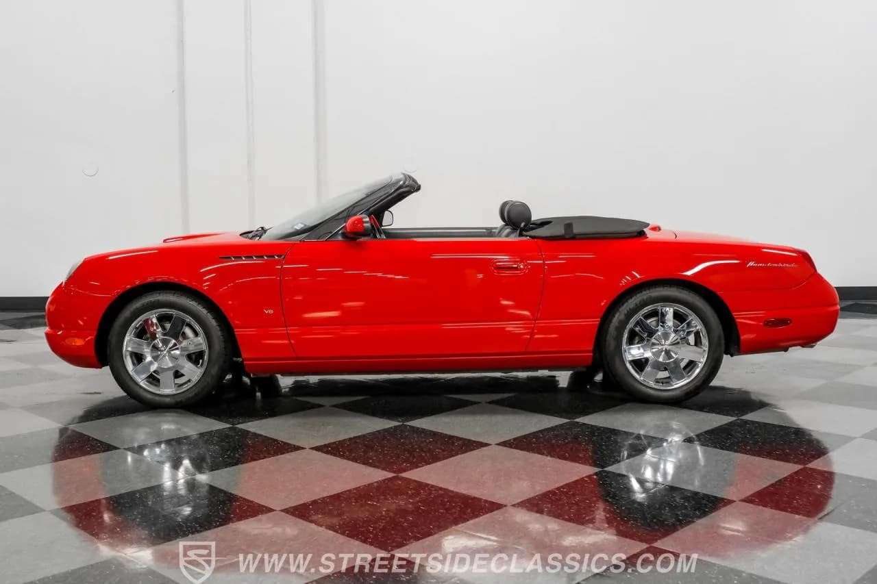 2003 Ford Thunderbird - Thumbnail 2