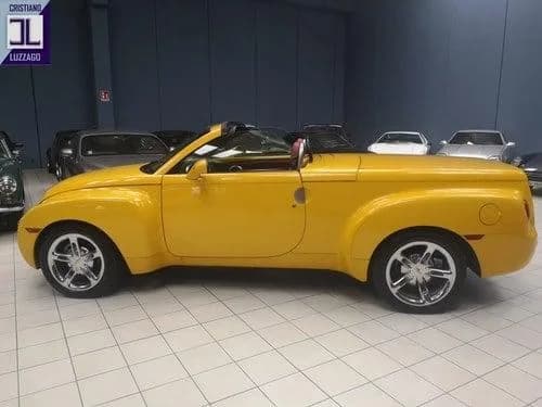 2005 Chevrolet SSR - Thumbnail 5