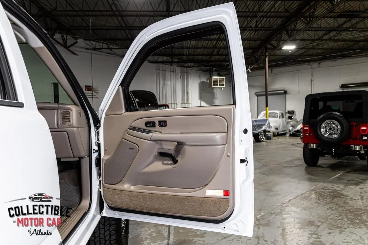2005 GMC Sierra 2500 Heavy Duty - Thumbnail 4