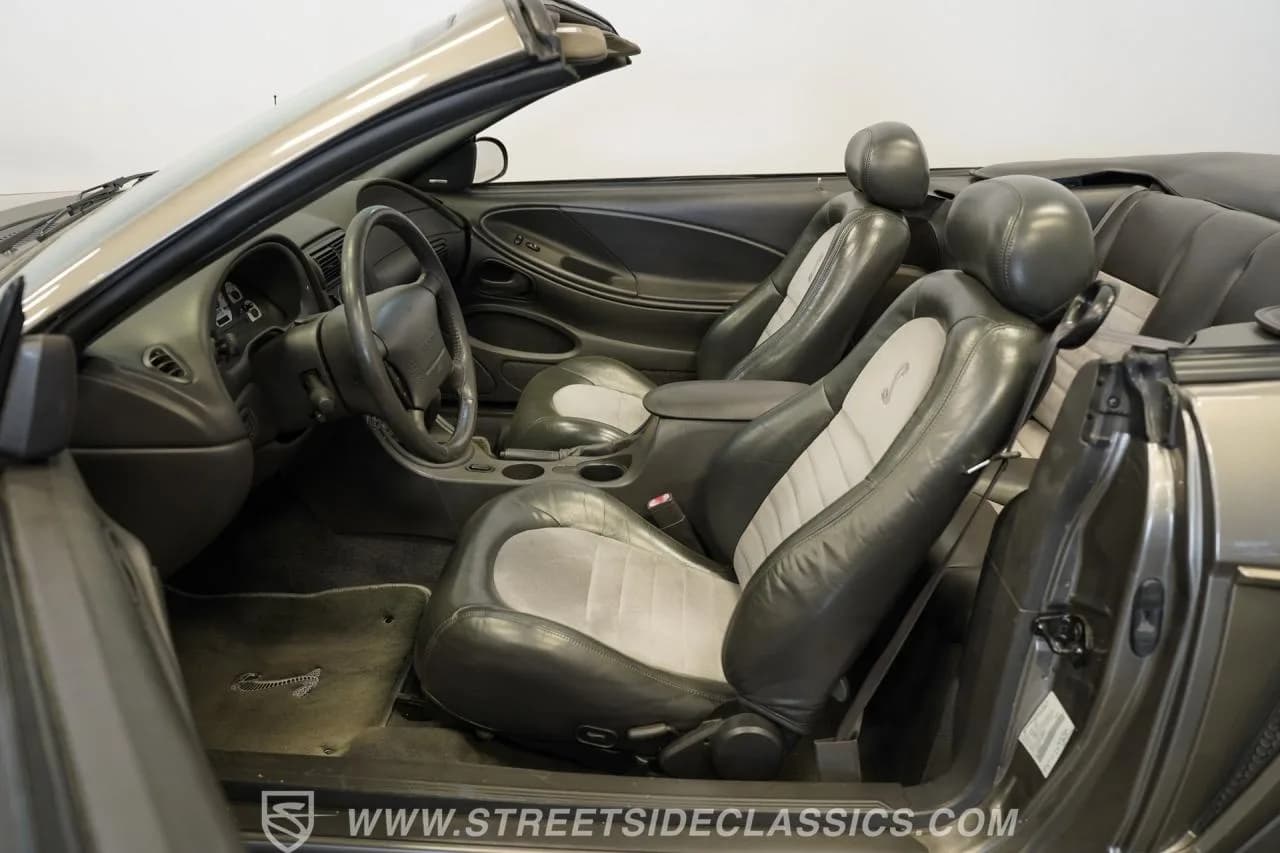 2001 Ford Mustang Cobra SVT Convertible - Thumbnail 3