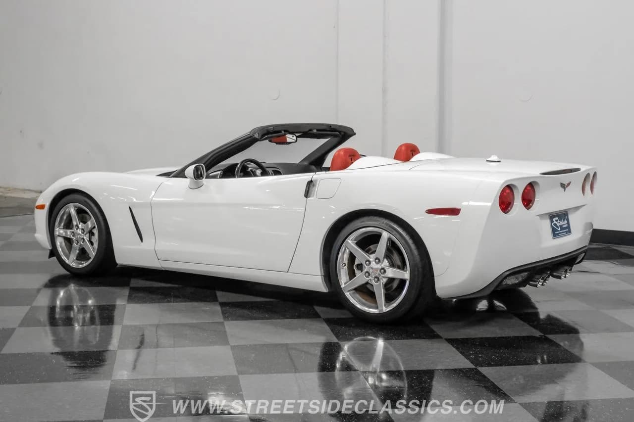 2005 Chevrolet Corvette Convertible - Thumbnail 7