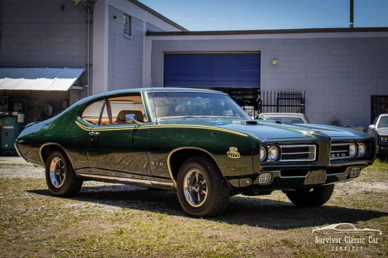 1969 Pontiac GTO Judge Ram Air III 2-Door Hardtop - Thumbnail 2